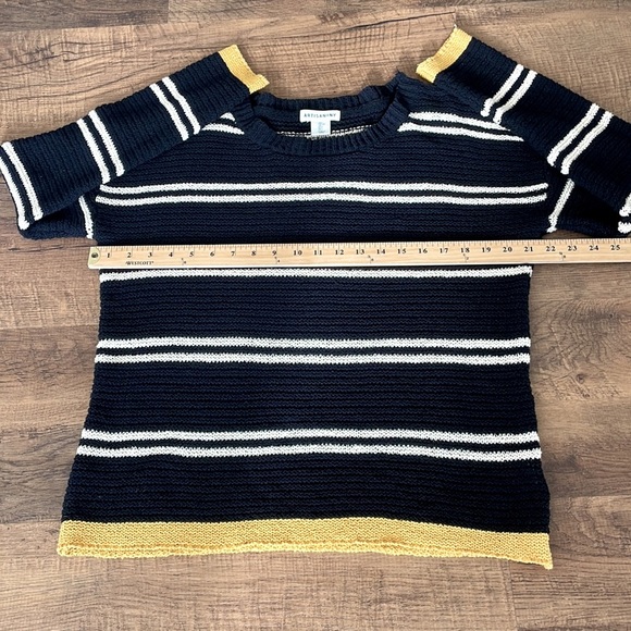 Arisan NY crew neck knit sweater women’s size large in EUC - Picture 7 of 8